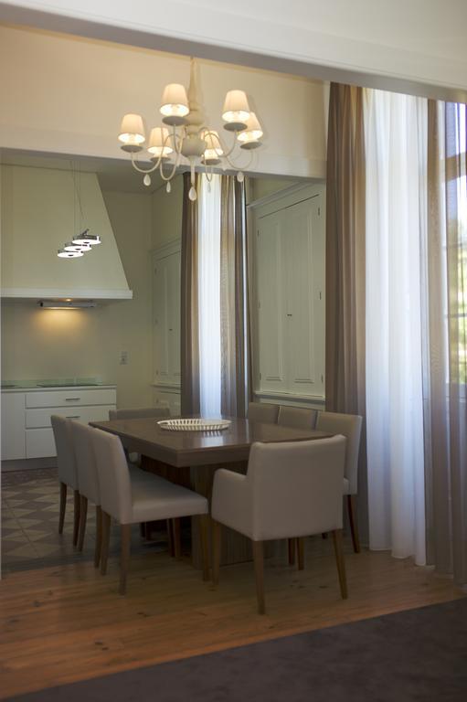 Casa De Cambres Guest House Ламего Стая снимка